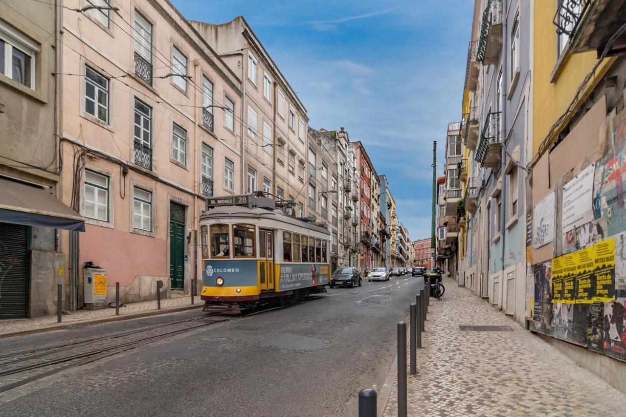 Charming Tram 28 Apartment By Lovelystay Lisboa Exteriör bild